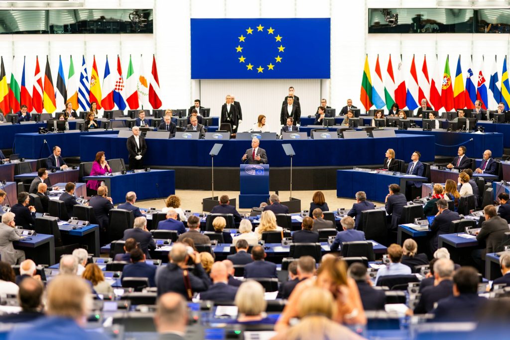 Salariile și numărul de eurocrați, în vizorul reducerilor pentru următorul buget al Uniunii Europene