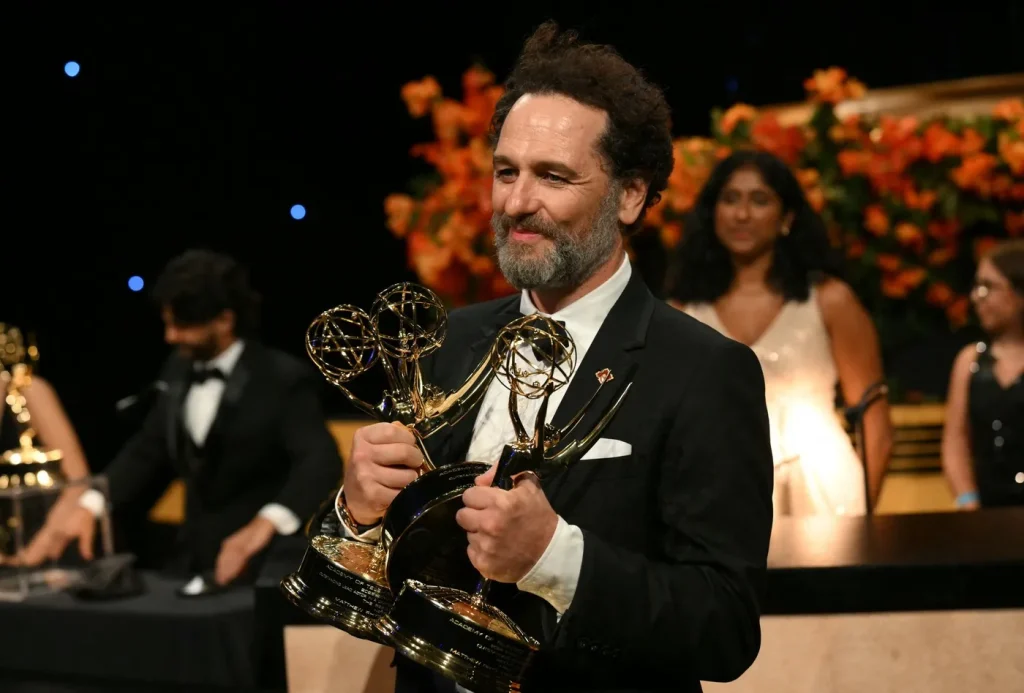 VIDEO Actorul care a câștigat 3 Premii Emmy pentru 3 seriale diferite, o reușită fără precedent