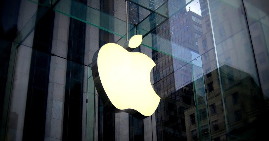 Apple TV a intrat pe piața din România. Cât costă abonamentul și ce filme pot vedea utilizatorii