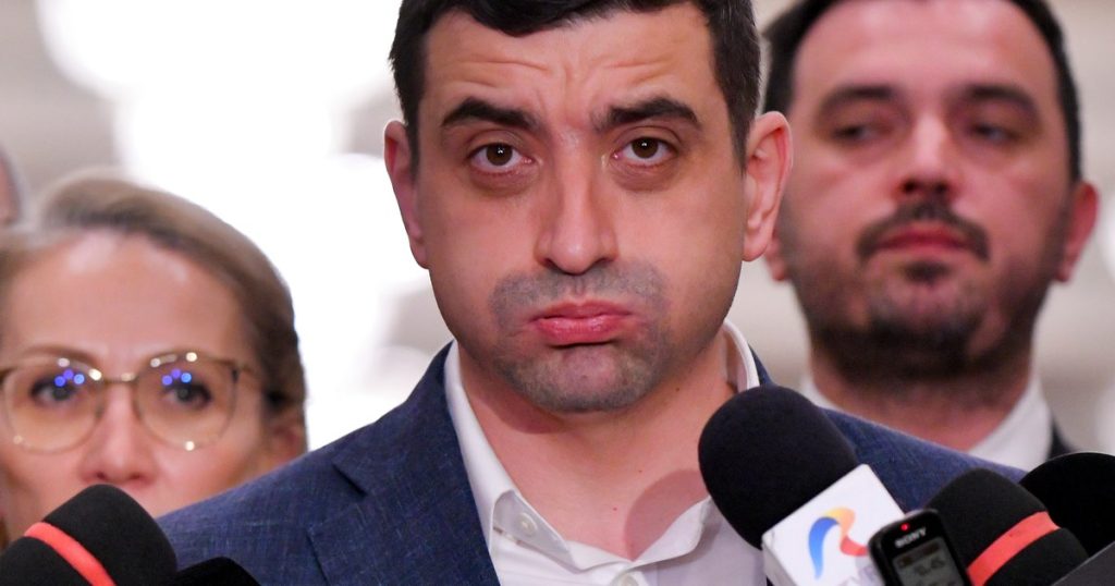 Reacția lui George Simion după tensiunile de la protestului fermierilor din Piața Victoriei: „Să nu cădem în capcana provocatorilor”