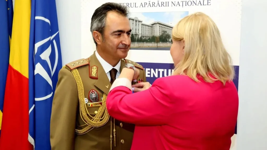S-a aflat ce avere avea generalul Dorin Ioniță - Fostul premier Nicolae Ciucă e prezent la înmormântare