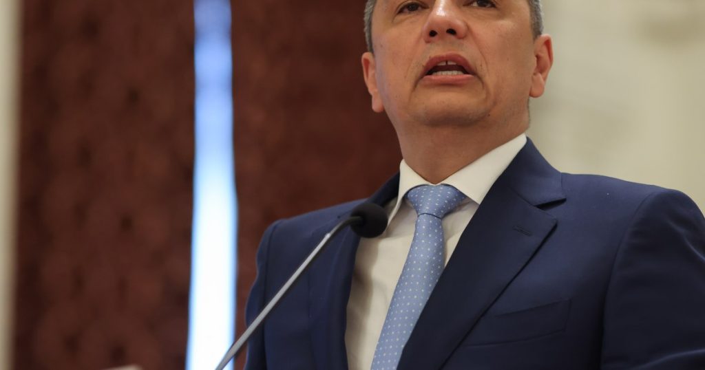 Grindeanu, atac la Bolojan privind competivitatea țării: „Ajungem să ne batem cu Botswana, Nigeria și Namibia”