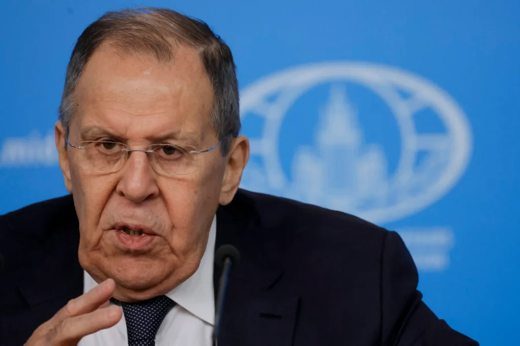 Lavrov acuză SUA că au prelungit războiul din Ucraina: „Am fi trăit fără război de un an”