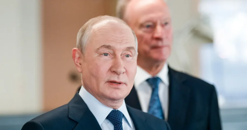 Consilierul lui Putin amenință Polonia. „Varșovia dispare în două zile dacă intră în conflict cu Rusia”
