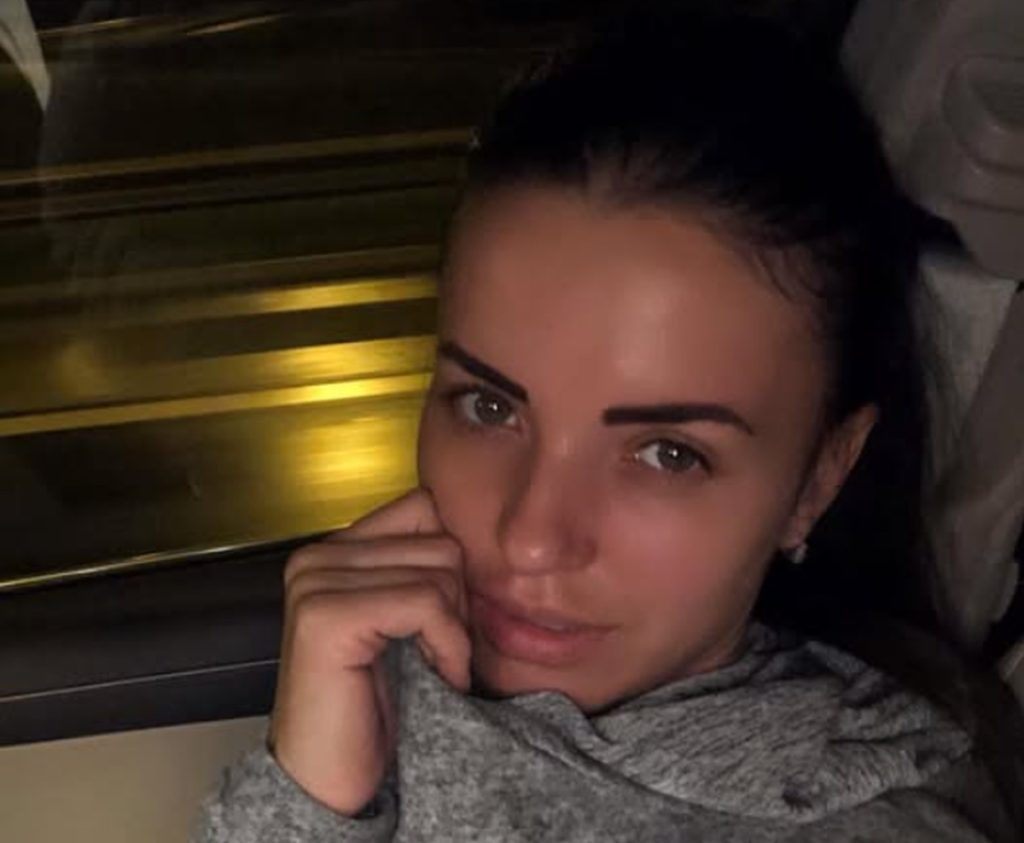 De fapt unde se afla Mădălina Apostol când și-a luat viața? Informațiile care aruncă în aer tot ce se știa! Apropiații încep să vorbească: ”Era fata noastră, efectiv. Era copilul nostru!”
