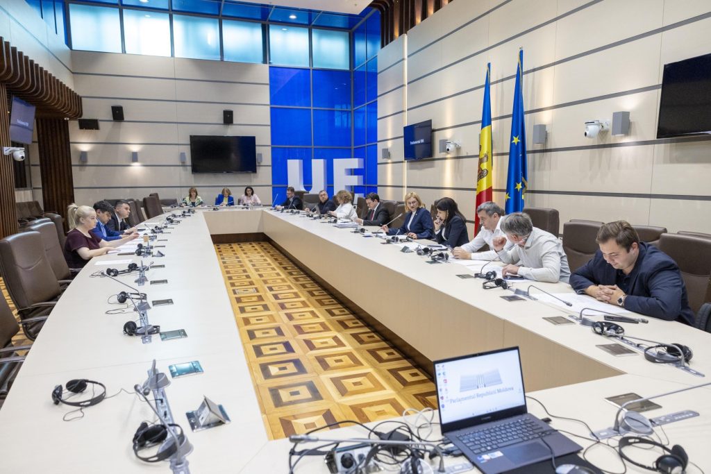 Ordinea de zi a ședinței plenare a fost completată