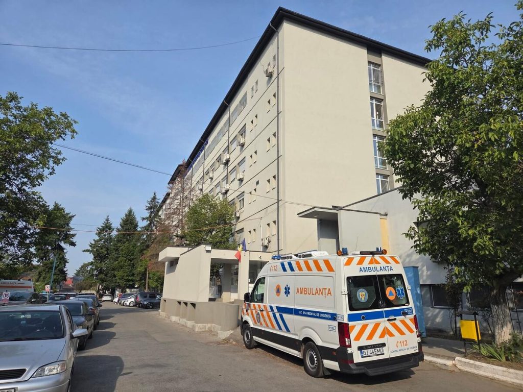 Ce mesaje au primit doi medici de la Spitalul Târgu Jiu din partea unor paciente