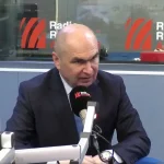 ULTIMA ORĂ La ordinul lui Bolojan, liberalii au renunțat chiar înaintea votului să mai promoveze eliminarea supraimpozitării contractelor part-time. Proiectul are susținerea tuturor partidelor. ”A fost amânat două săptămâni”, explicația oficială