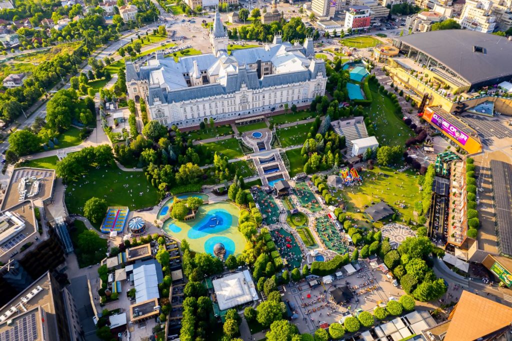 Acorduri simfonice, muzică mecanică, Zilele Fanilor LEGO® și film în aer liber, în această săptămână, la Palas