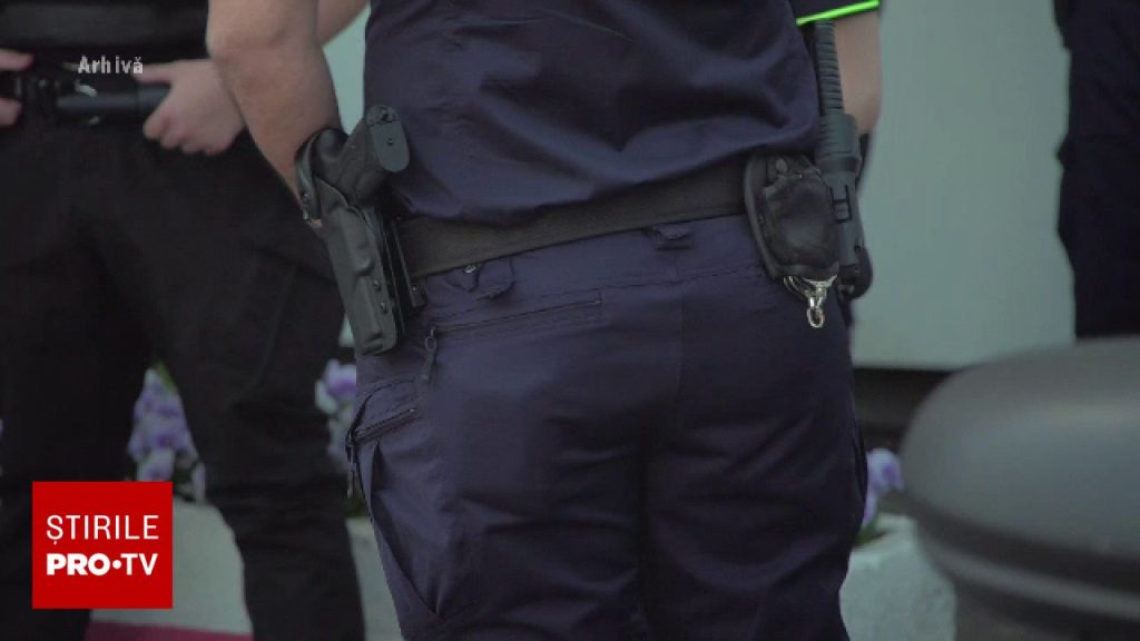 Admitere la Poliție 2026: 1.800 de locuri la Câmpina și 350 la Cluj. Cum se poate înscrie un candidat