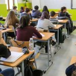 Vicepreşedintele Parlamentului European Nicu Ştefănuţă cere Ministerului Educaţiei majorarea bursei sociale pentru studenţi la minimum 1.050 de lei/ O solicitare similară făcuse şi ANOSR