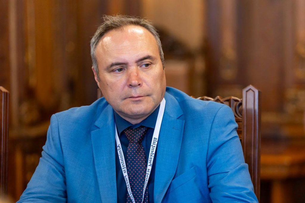 Dumitru Chisăliță (AEI): România, țara cu rafinării care importă masiv carburanți. Factura eșecului energetic a ajuns la 2,52 miliarde de euro
