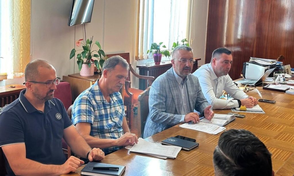 Prefectul de Alba a cerut operatorilor de telefonie măsuri pentru îmbunătățirea semnalului și a infrastructurii de telecomunicații