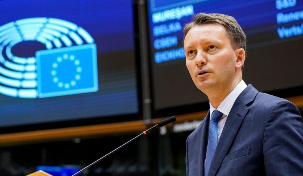 ULTIMA ORĂ Siegfried Mureșan anunță că a acceptat propunerea președintelui de a fi desemnat premier