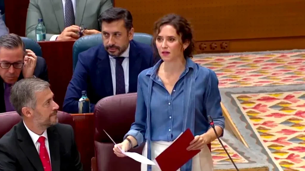 Românii, în centrul unei dispute politice în Spania. Lidera regiunii Madrid ne apără conaționalii în Parlament