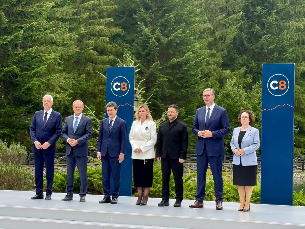 Volodimir Zelenski anunță acorduri de un miliard de euro la summitul „Carpathian 8″ / Inițiativa reunește Ucraina, România, Polonia, Slovacia, Ungaria, Cehia, Austria și Serbia