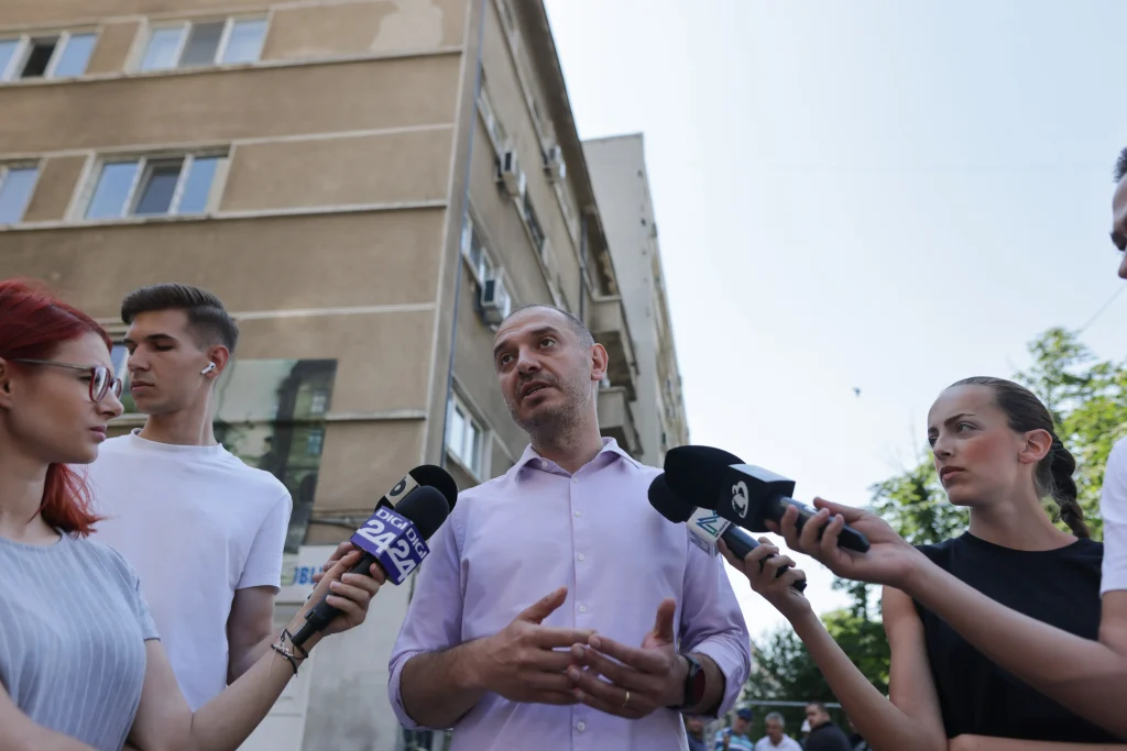 Reacția politicianului USR căruia i-a fost tăiat microfonul în emisiunea lui Mihai Gâdea. El publică imagini cu momentul