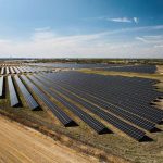 MOL Group îşi extinde portofoliul de energie regenerabilă cu un parc solar şi o instalaţie de stocare a energiei în Ungaria