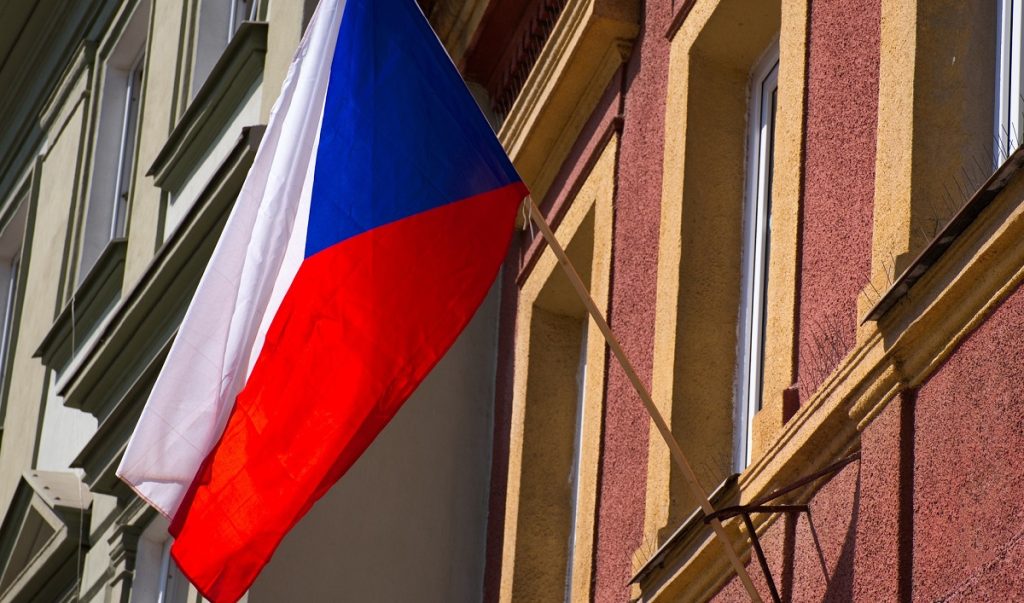 Washingtonul atenţionează Republica Cehă să aloce mai mulţi bani pentru apărare