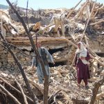 Trei morţi în bombardamente pakistaneze în estul Afganistanului, în provincia Kunar, în urma unui atac cu explozivi şi arme de foc împotriva unui cartier general al poliţiei, în nordul Pakistanului, soldat cu cel puţin 31 de morţi, inclusiv 16 poliţişti