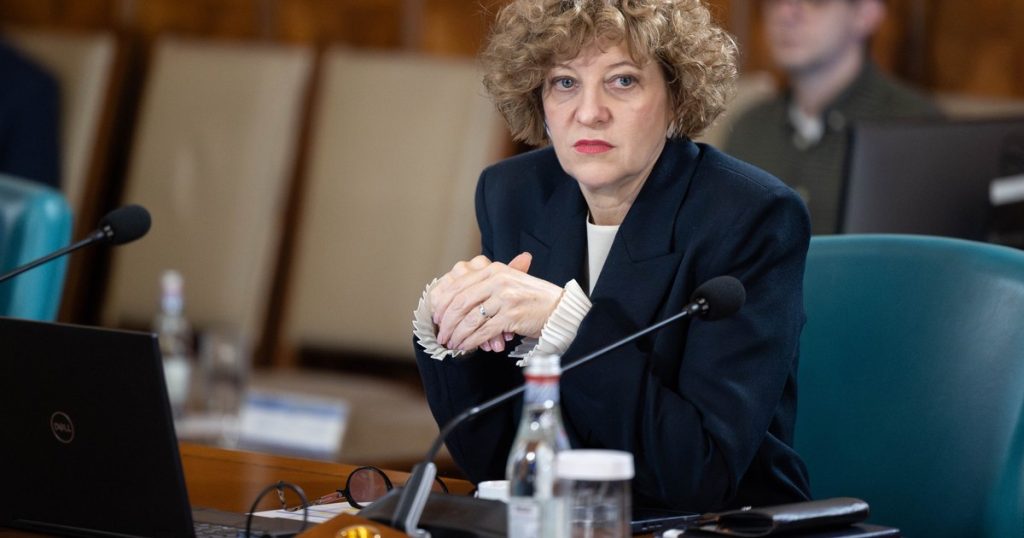 Oana Gheorghiu cere anticipate după ce PSD a respins Guvernul Mureșan: „Vrea să păstreze privilegiile”