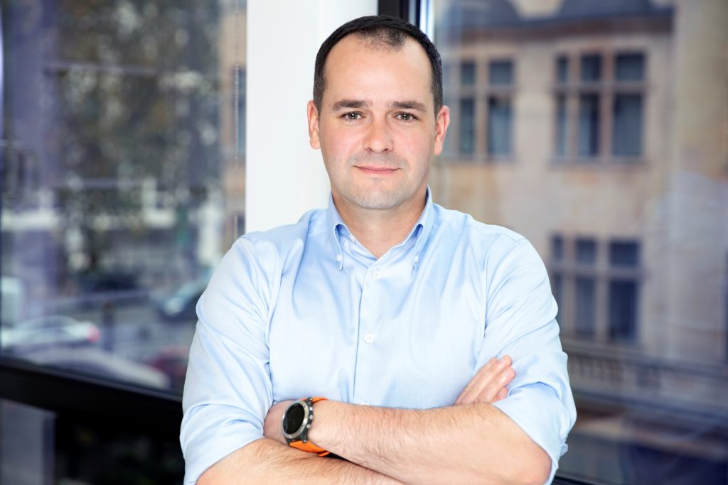 FintechOS atrage 28 mil. dolari de la acţionari şi Santander CIB pentru extinderea în SUA şi Europa. “Ne oferă capitalul necesar pentru a valorifica potenţialul extraordinar pe care îl vedem în faţă, în special în Statele Unite, fără a compromite discipli