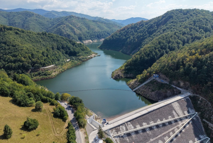 De la Barajul Leșu către satul de vacanță Coada Lacului - Licitație pentru proiectarea modernizării drumului