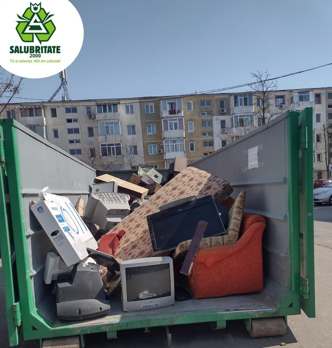 Deșeuri voluminoase și electrocasnice vechi, colectate gratuit în Pitești. Se suplimentează containerele!
