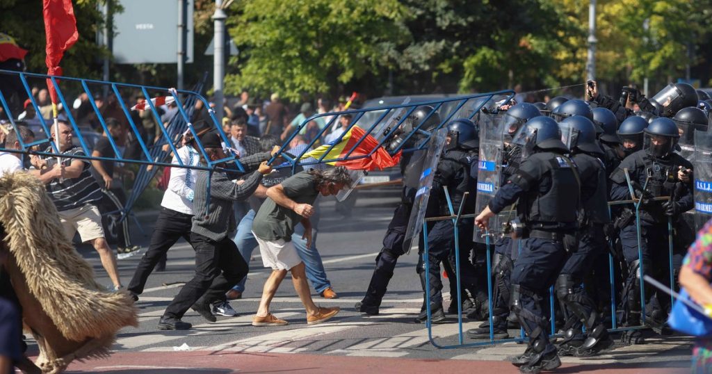 Percheziții în București și 15 județe după violențele de la protestul ciobanilor. 29 de mandate și 30 de persoane aduse la audieri