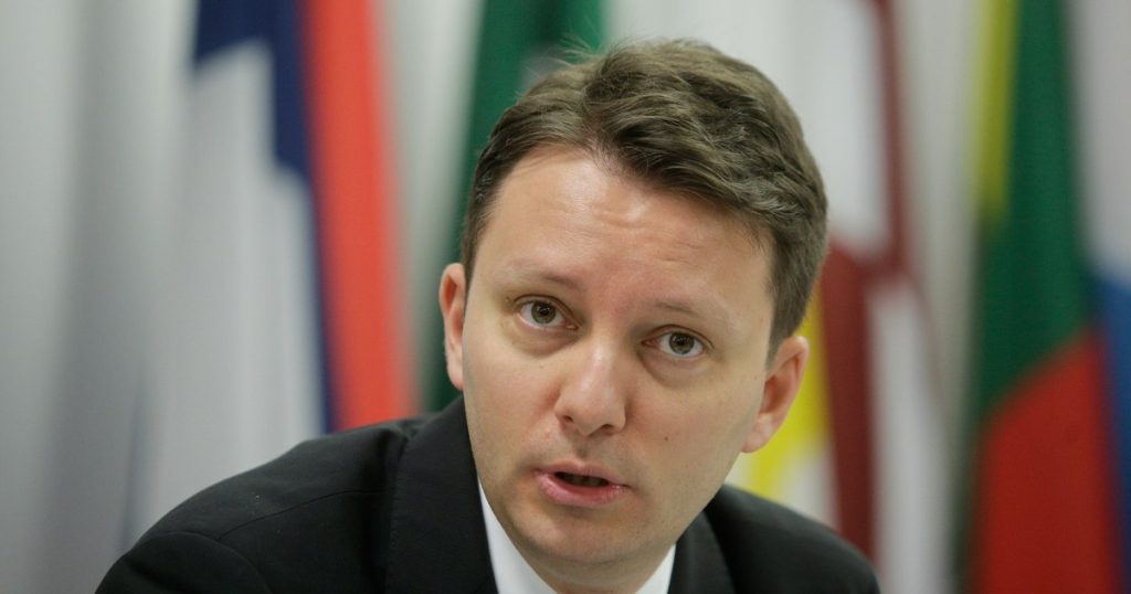 Siegfried Mureșan: „Să nu confundăm oprirea risipei cu austeritatea”. Ce spune premierul desemnat despre banii publici