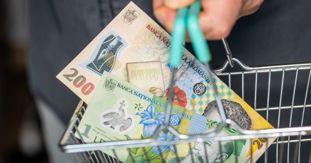 Câți români se așteaptă ca prețurile să crească în următoarele șase luni (sondaj INSCOP)