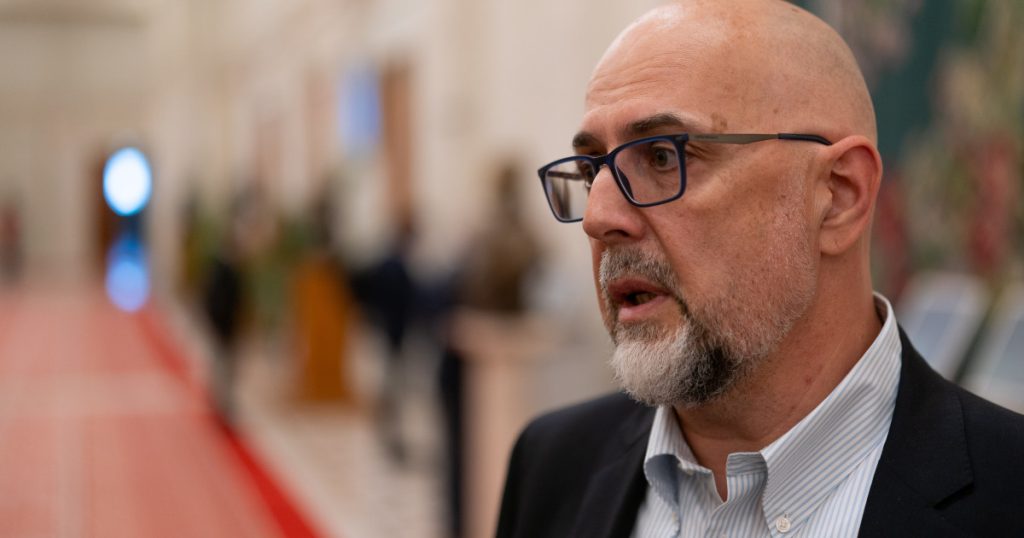 Kelemen Hunor s-a răzgândit și nu mai cere depunerea mandatului lui Siegfried Mureșan: „Mergem până la votul final”