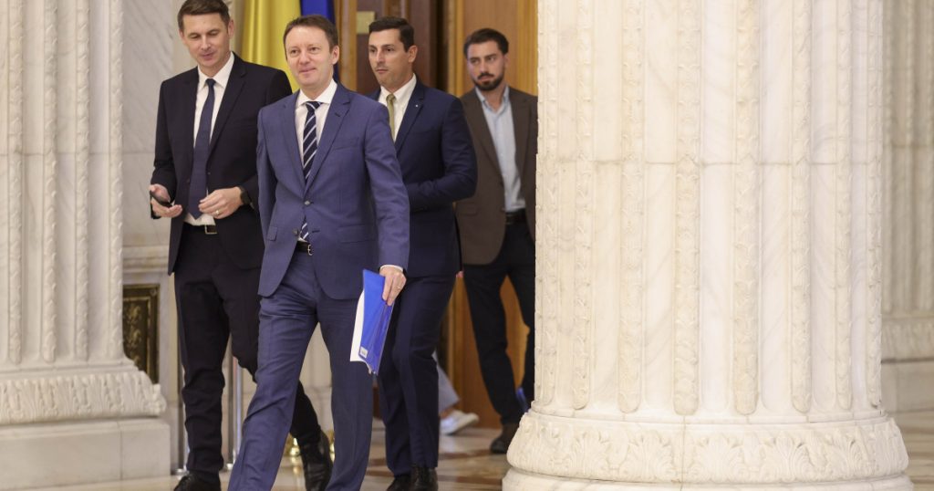 Miniștrii din Guvernul Mureșan vor fi audiați luni sau marți. Premierul desemnat: Programul de guvernare, prezentat în câteva zile
