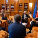 Sorin Grindeanu anunţă discuţii cu ambasadorii Franţei, Germaniei şi Regatului Unit al Marii Britanii: PSD este pregătit să îşi asume responsabilitatea / Actuala propunere de guvern va schimba doar personajele, nu şi abordările!