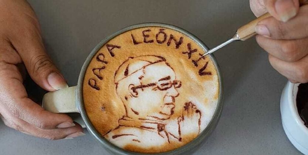 Portretul Papei Leon, pe cafea. Cum va fi întâmpinat Suveranul Pontif în America Latină