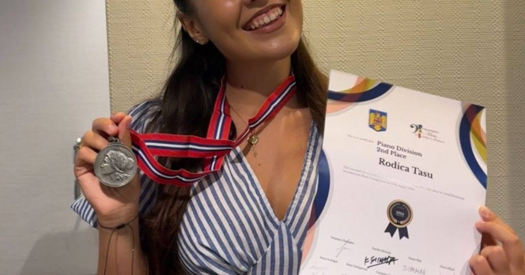 România pe podium la Tokyo: Antonia Tașu, distinsă cu două premii la un concurs internațional de pian