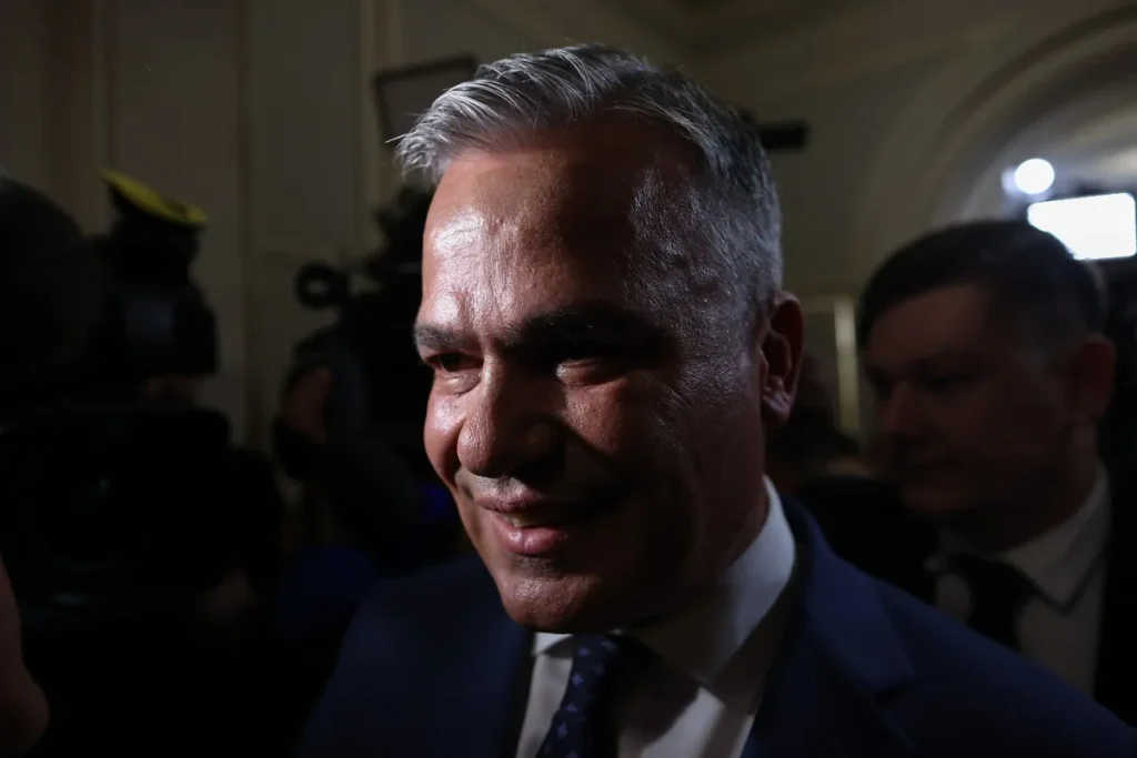 Nou mesaj din tabăra Veștea despre votul pentru guvernul lui Mureșan: „Aritmetica nu poate fi ocolită”