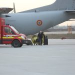 Pacient cu arsuri, transportat în Belgia de o aeronavă militară / La întoarcere, aeronava va aduce în România un pacient tratat din iulie la Liège