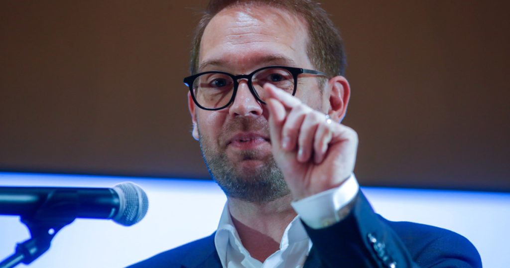 Comisia de la Veneția, întrebată despre legalitatea amendamentului care l-a lăsat pe Dominic Fritz fără mandatul de primar