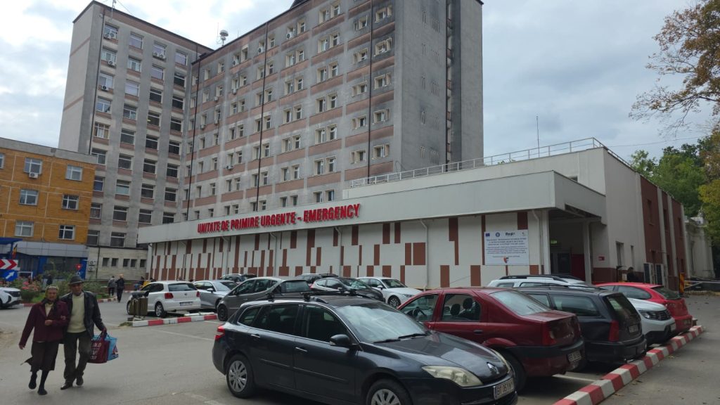 Cum se făceau angajări la Spitalul Județean de Urgență Botoșani. S-a scos la concurs un post de asistent medical pentru o secție care era închisă