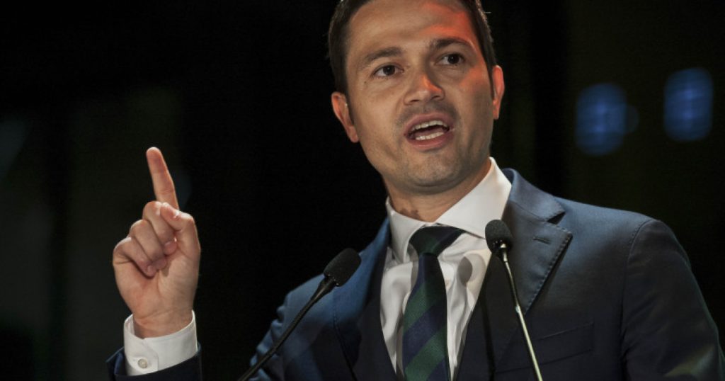 Sighiartău: Prestaţia politică a lui Grindeanu, de un ridicol care ne aduce aminte de Ciolacu. Continuă declinul început în era Dragnea