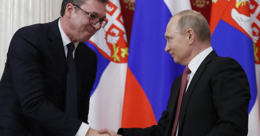 Vucic a discutat cu Putin la telefon: Serbia speră să obţină o nouă prelungire a acordului de gaze cu Rusia