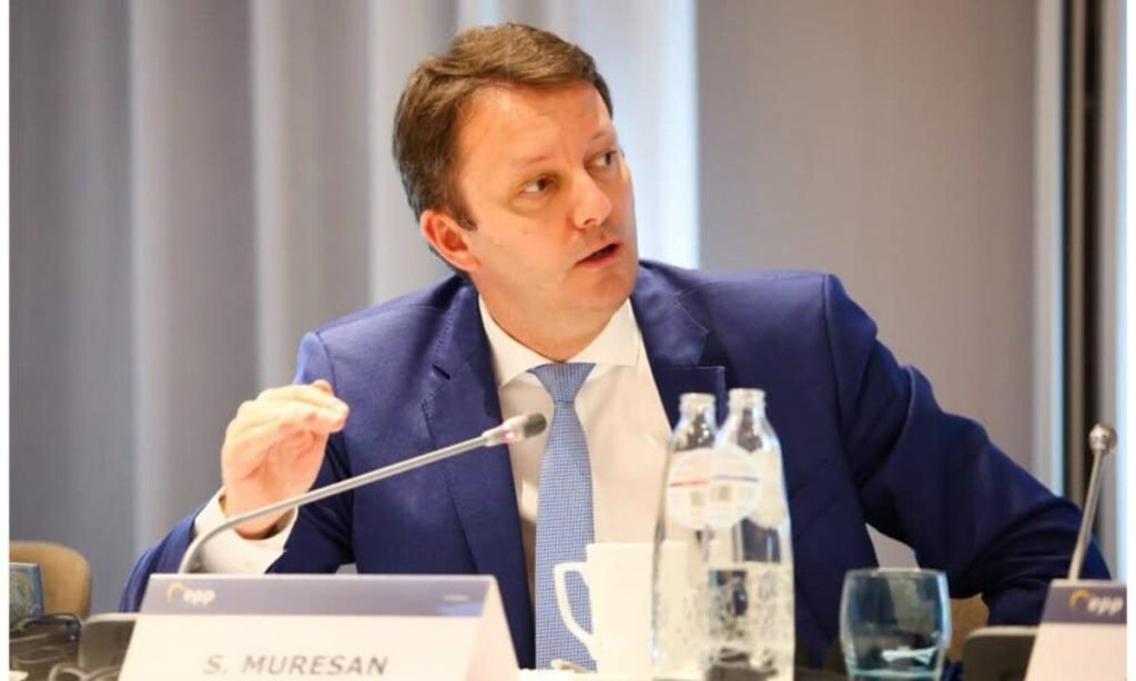 Programul de guvernare propus de Siegfried Mureșan. Principalele schimbări la pensii, indemnizații, salarii și taxe