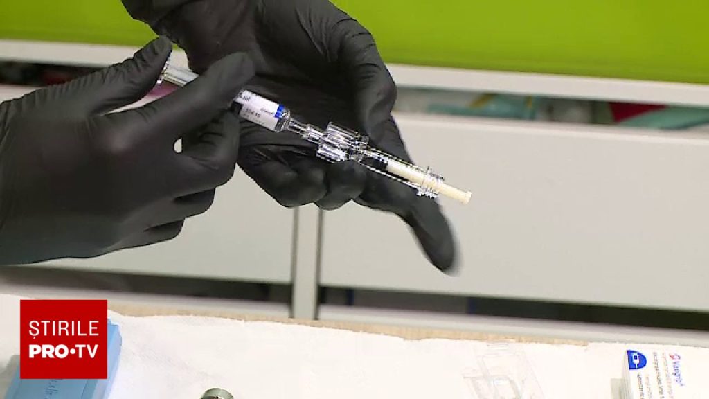 Vaccinul antigripal a ajuns în farmacii. Cine îl poate primi gratuit și când este recomandată imunizarea