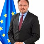 Criză în energie: UE cere statelor să ia în calcul reducerea consumului