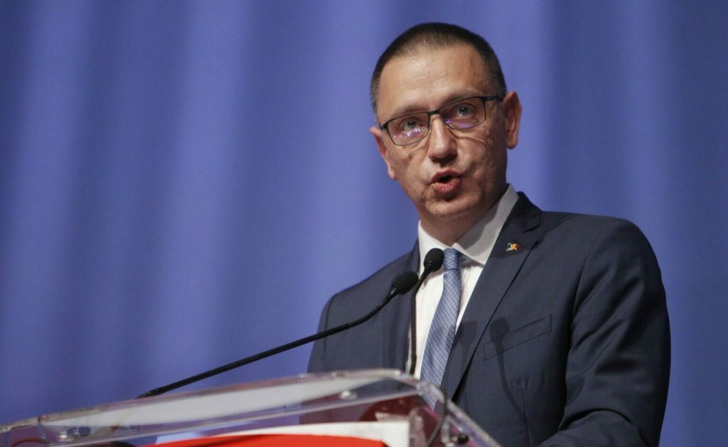 Fifor, către foștii parteneri de guvernare: „Nu SUA au dat de pământ cu voi”