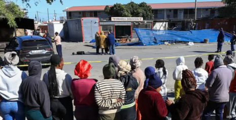 27 de morți în două atacuri armate, la câteva ore distanță, în Africa de Sud