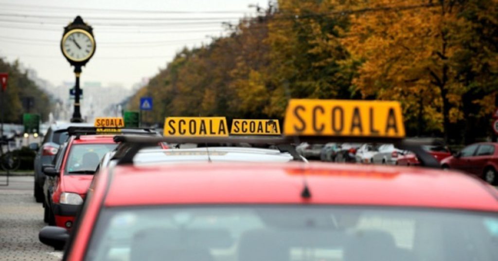 Giurgiu: Un elev al unei şcoli de şoferi, prins sub influenţa alcoolului în timpul orelor de practică. Ce au făcut polițiștii