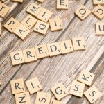 Broker de credite:  Rata medie a unui credit ipotecar pe 25 de ani pentru cumpărarea unui apartament cu două camere în Capitală reprezenta 55% din salariul mediu net din România, respectiv 43% din Bucureşti, în iulie