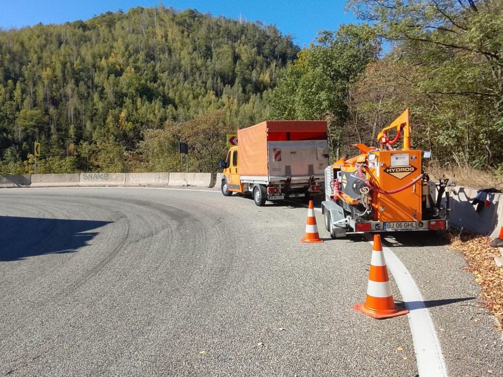 Lucrări de întreținere pe DN 66 în Defileul Jiului